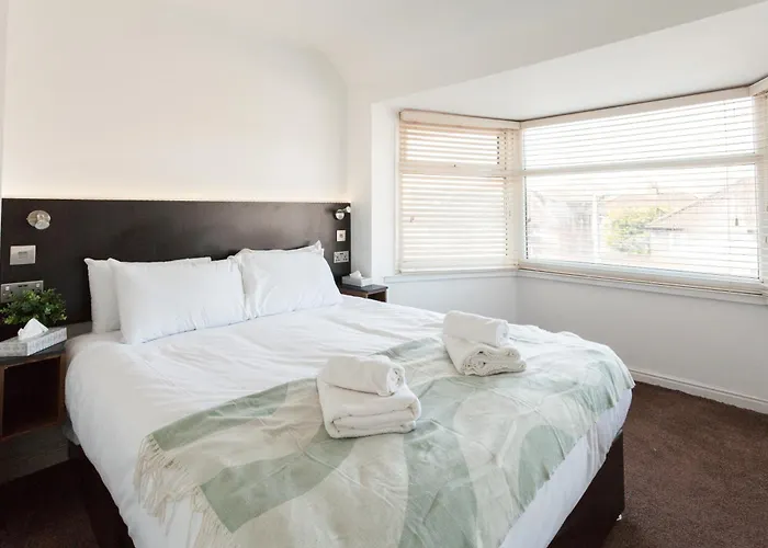 Cosy 3 Bedroom House In Quiet Residential Area