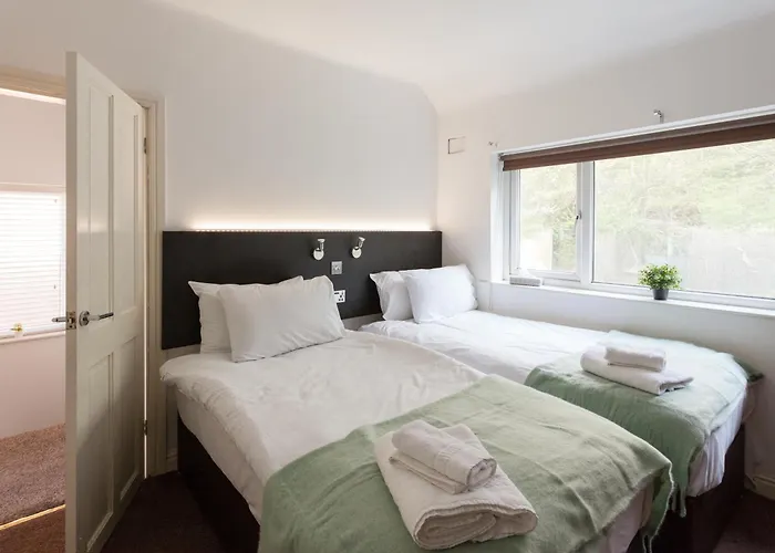 Cosy 3 Bedroom House In Quiet Residential Area
